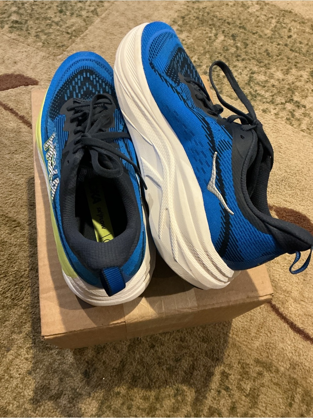 Hoka One Skyflow Running Shoe Blue with Lime Accent Running Shoes Men’s 8 no box - Picture 4 of 9